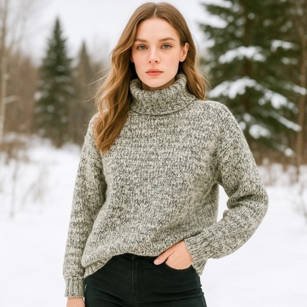 Sugar + Lips Gray Marled Chunky Knit Turtleneck Sweater Oversized M Cozy Soft